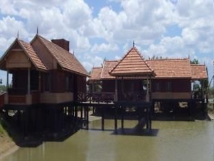 Velankanni Lake Resort Exterior foto